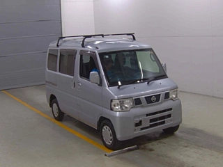 NISSAN CLIPPER VAN