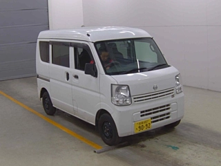 NISSAN CLIPPER VAN