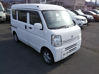 NISSAN CLIPPER VAN