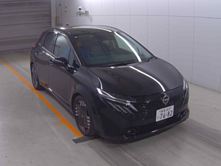 NISSAN AURA