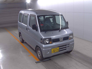 NISSAN CLIPPER VAN