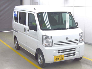 NISSAN CLIPPER VAN