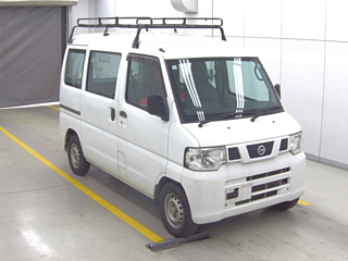 NISSAN CLIPPER VAN
