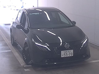 NISSAN AURA