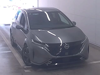 NISSAN AURA