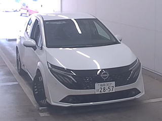 NISSAN AURA
