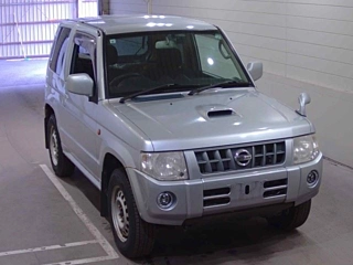 NISSAN KIX