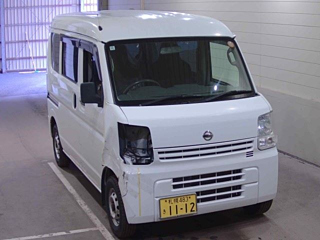 NISSAN CLIPPER VAN