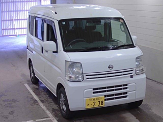 NISSAN CLIPPER VAN