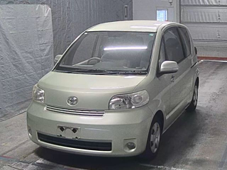 TOYOTA PORTE