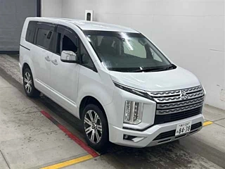 MITSUBISHI DELICA D5