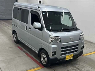 TOYOTA PIXIS VAN