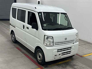 NISSAN CLIPPER VAN