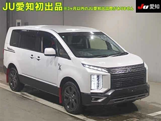 MITSUBISHI DELICA D5
