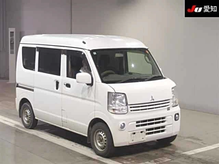 MITSUBISHI MINICAB VAN