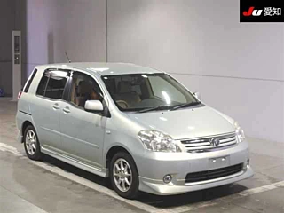 TOYOTA RAUM