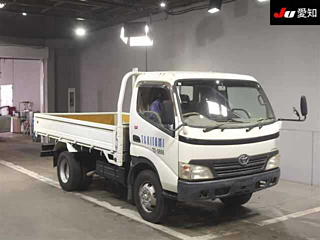 TOYOTA DYNA