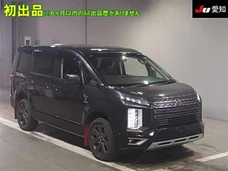 MITSUBISHI DELICA D5