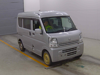 NISSAN CLIPPER VAN