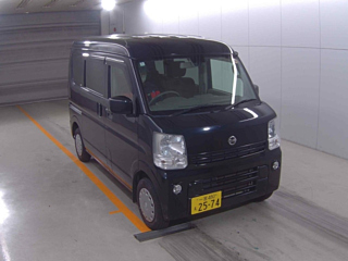 NISSAN CLIPPER VAN