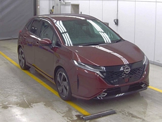 NISSAN AURA