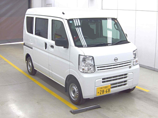 NISSAN CLIPPER VAN