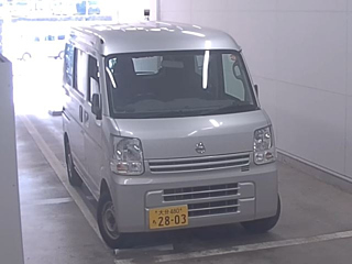 NISSAN CLIPPER VAN
