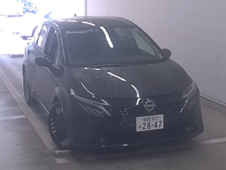NISSAN AURA