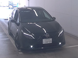 NISSAN AURA