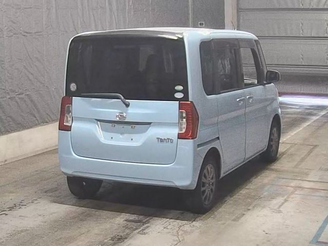 DAIHATSU TANTO 2017