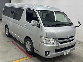 TOYOTA HIACE