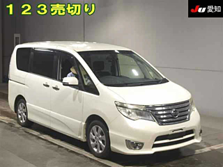 NISSAN SERENA