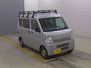 NISSAN CLIPPER VAN