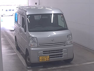 NISSAN CLIPPER VAN