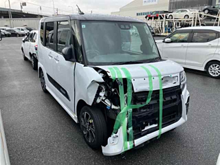Daihatsu Tanto 2019