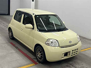 Daihatsu Esse 2009