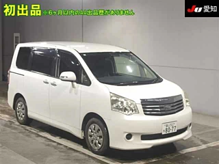 Toyota Noah 2012
