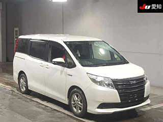 Toyota Noah 2014