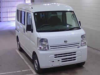 NISSAN CLIPPER VAN