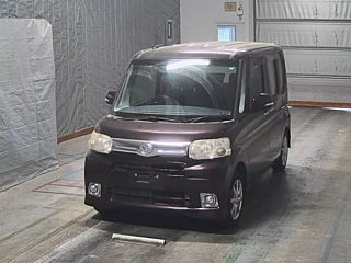 Daihatsu Tanto 2013