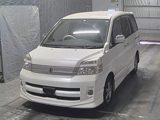 Toyota Voxy 2007