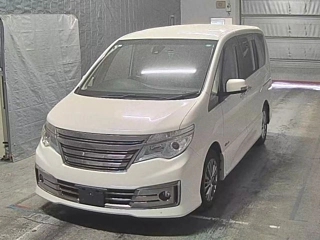 Nissan Serena 2014