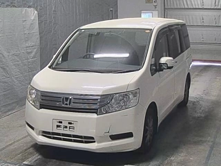 Honda Step Wagon 2012