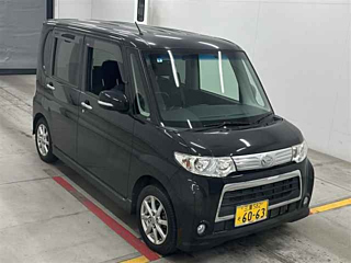 Daihatsu Tanto 2011