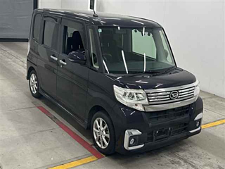 Daihatsu Tanto 2018
