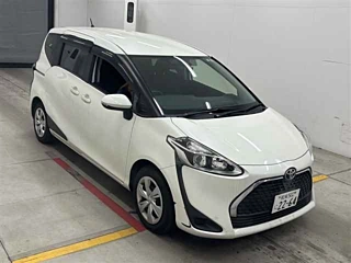 Toyota Sienta 2018
