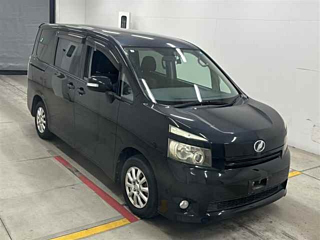 Toyota Voxy 2008
