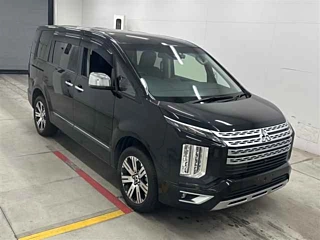 Mitsubishi Delica 2022