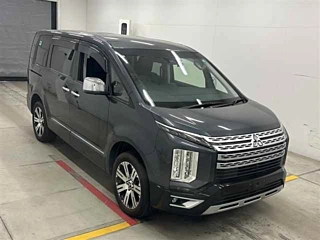 Mitsubishi Delica 2023