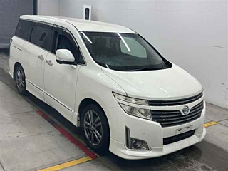 Nissan Elgrand 2011